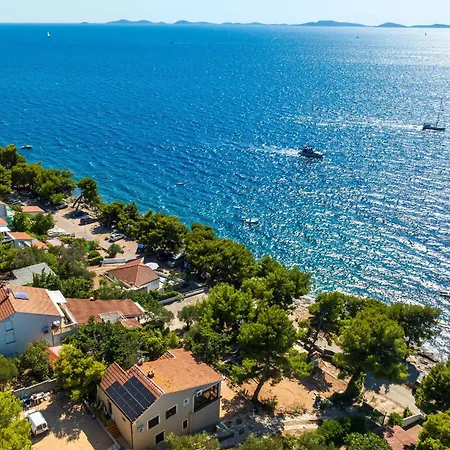 Apartment My Dalmatia - Slanica With Private Parking