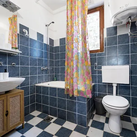 My Dalmatia - Slanica With Private Parking Apartment *