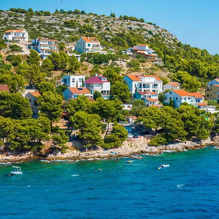 Apartment My Dalmatia - Slanica With Private Parking