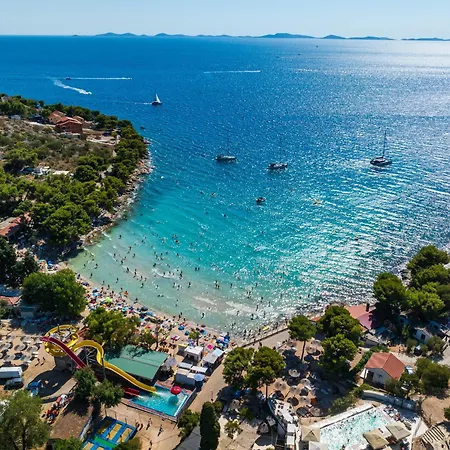 My Dalmatia - Slanica With Private Parking
